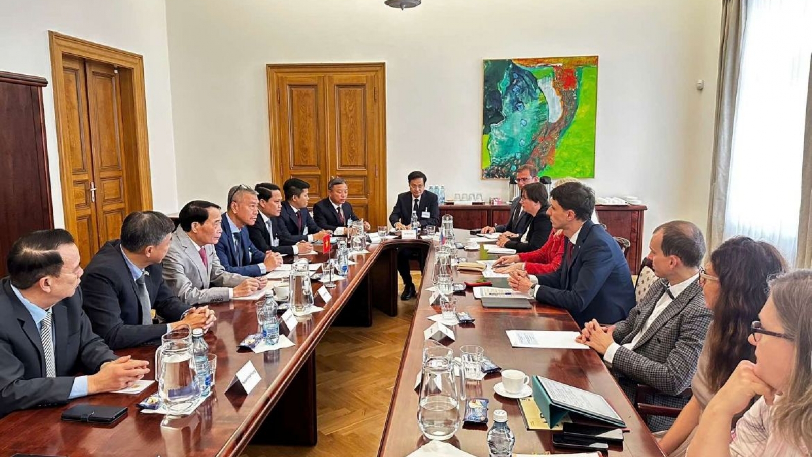 Vietnam, Czech Republic step up law enforcement cooperation