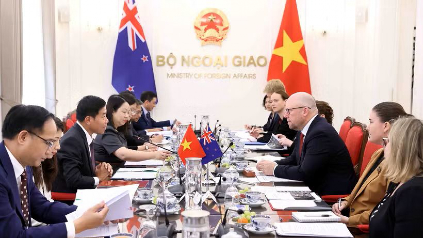 Hanoi political consultation maps out Vietnam-New Zealand cooperation priorities