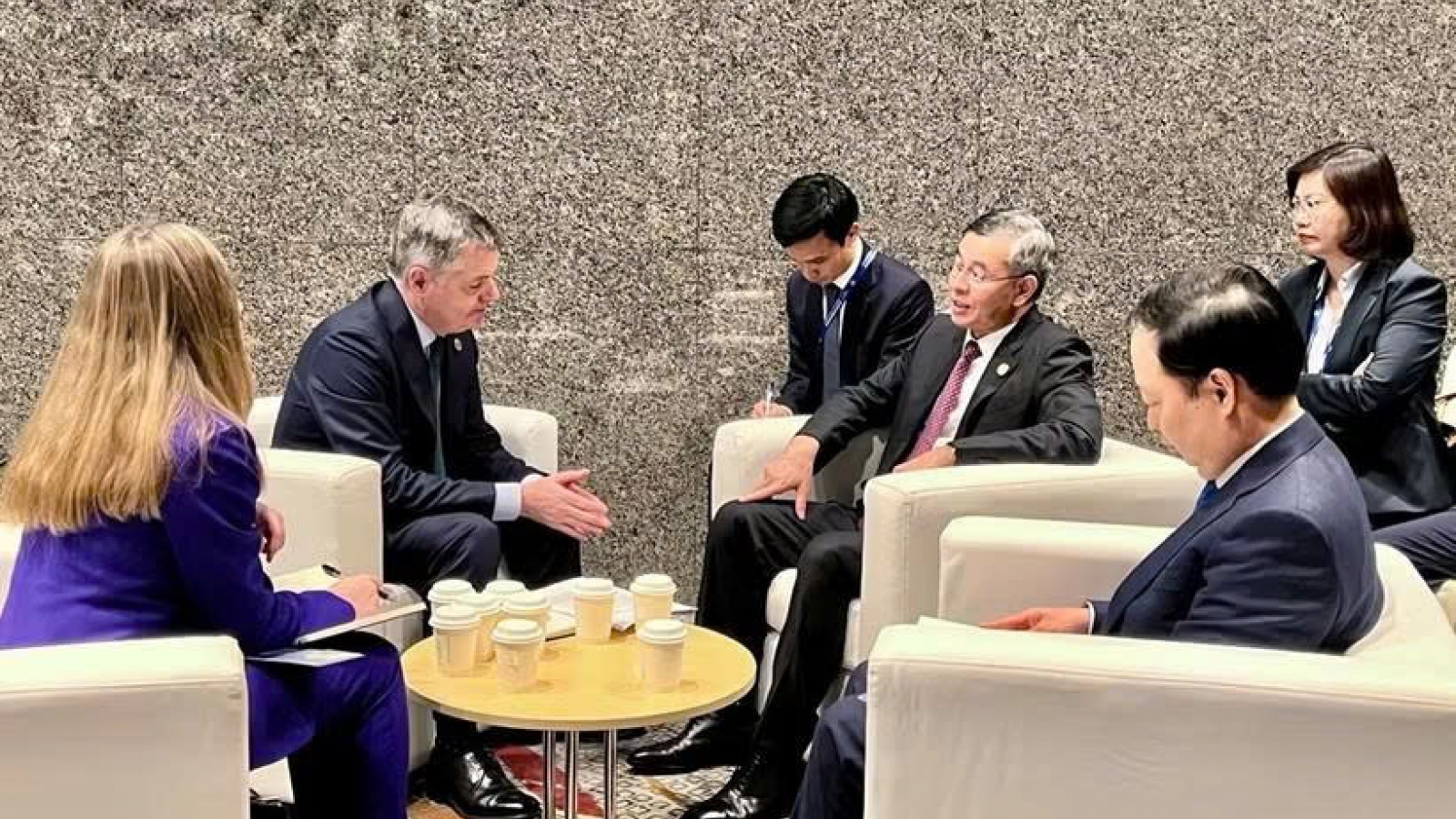 Vietnam, World Bank Group step up cooperation ahead of APEC 2027