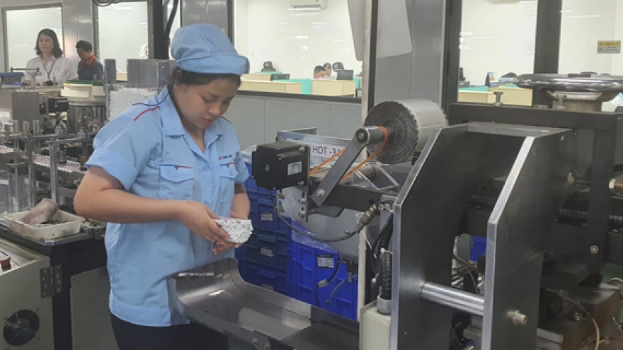 Đầu tháng 4, tiêu thụ điện của TP.Hồ Chí Minh tiếp tục tăng cao