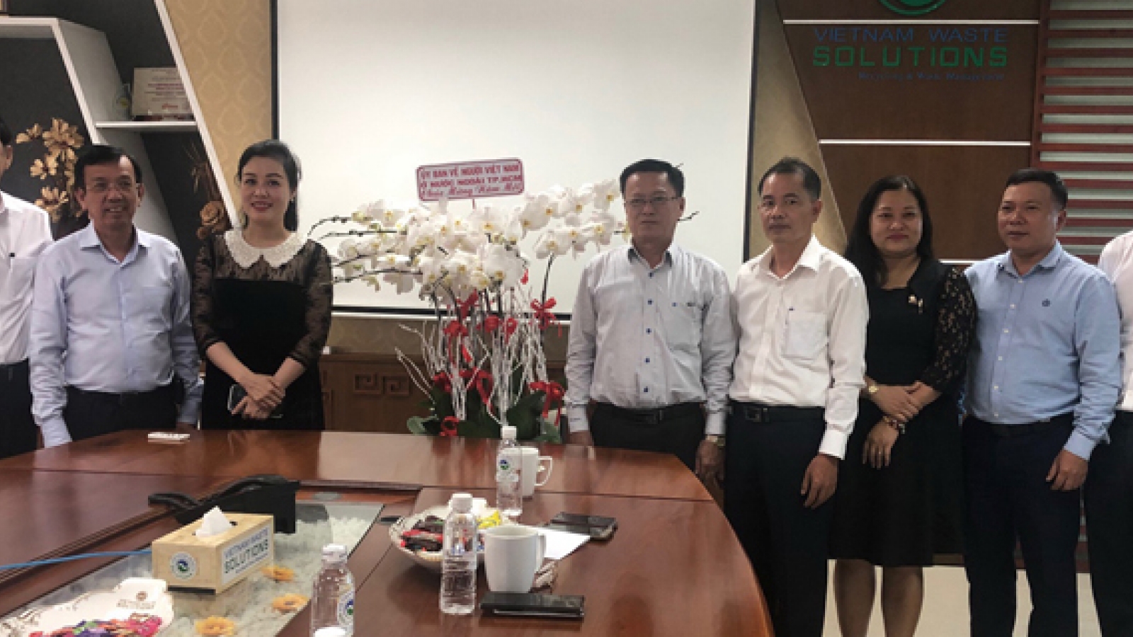 Doanh nghiệp Nhật gặp gỡ David Duong chào bán công nghệ xử lý rác thải