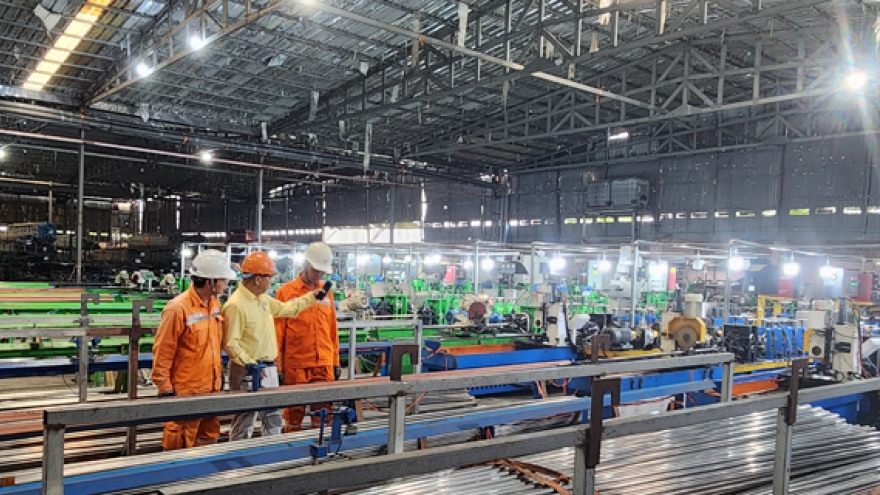 EVNHCMC đảm bảo điện phục vụ mùa cao điểm cuối năm