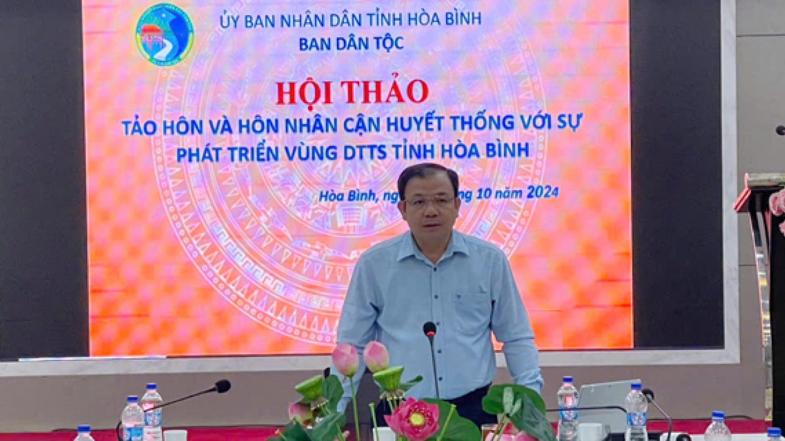 'Tảo hôn và hôn nhân cận huyết thống với sự phát triển vùng DTTS tỉnh Hòa Bình'