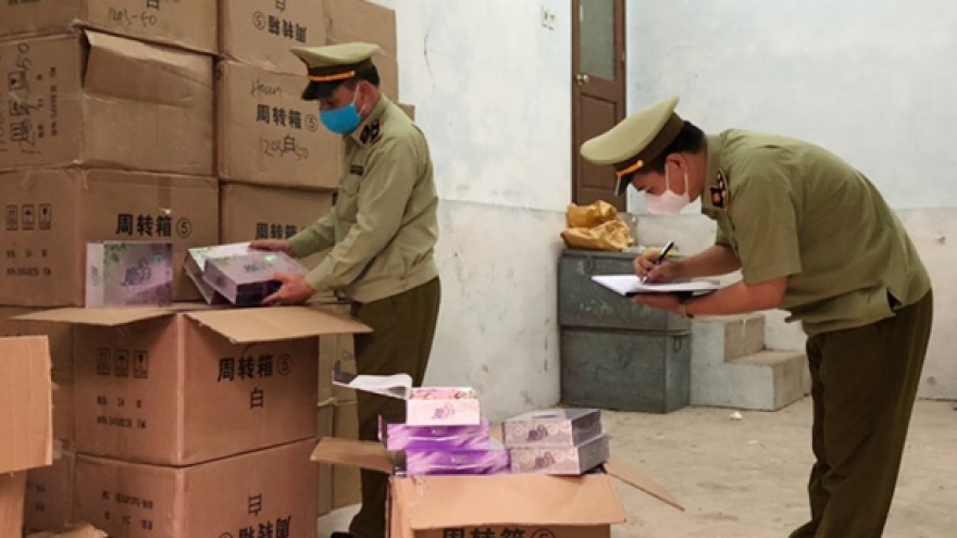 Quảng Ninh: Thu giữ gần 500 hộp mỹ phẩm nhập lậu