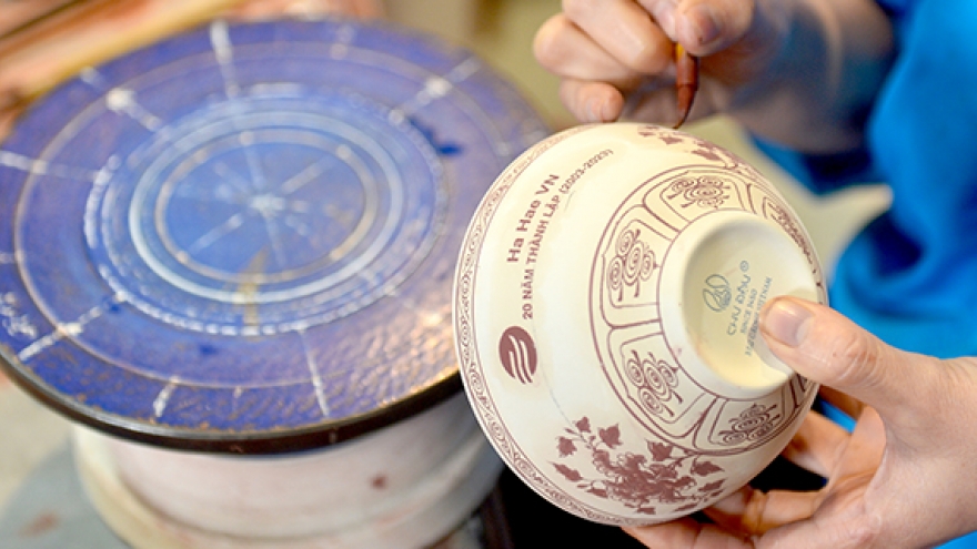 Gốm Chu Đậu hối hả vào vụ Tết