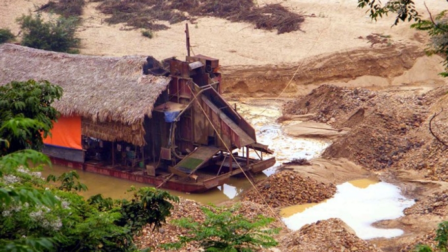 Illegal gold mining in Quang Nam to be scourged