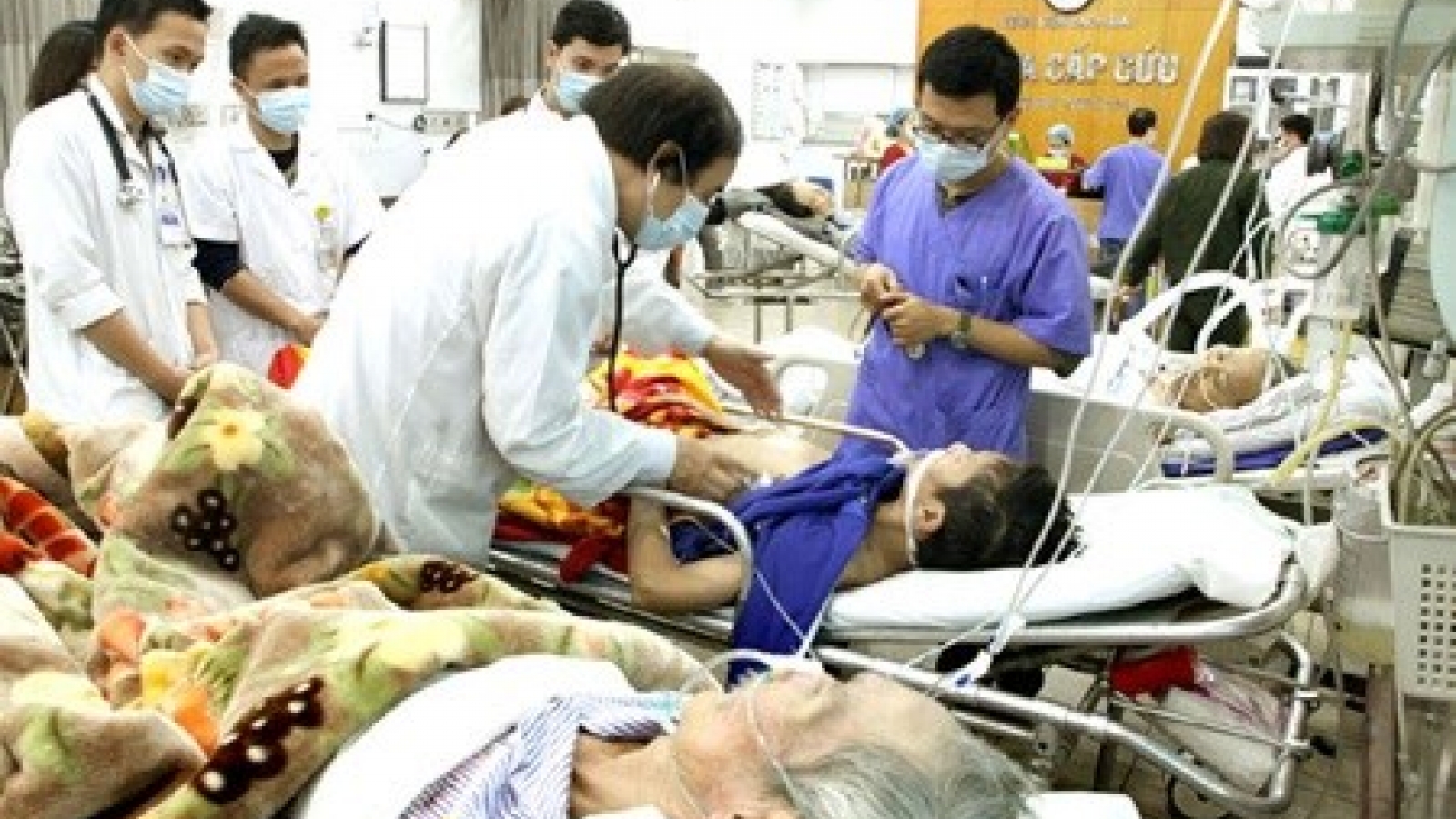 Hospitals face more competition as funding falls