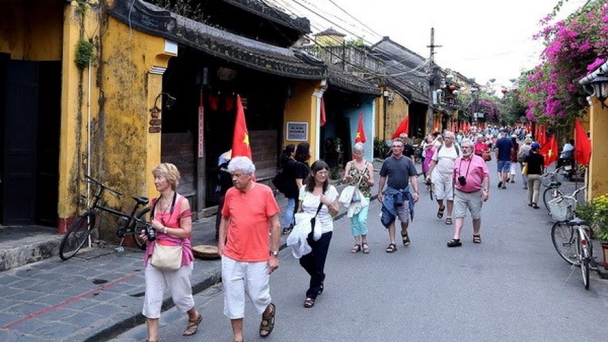 
        Solar powered lighting project to be switched on in Hoi An
                              