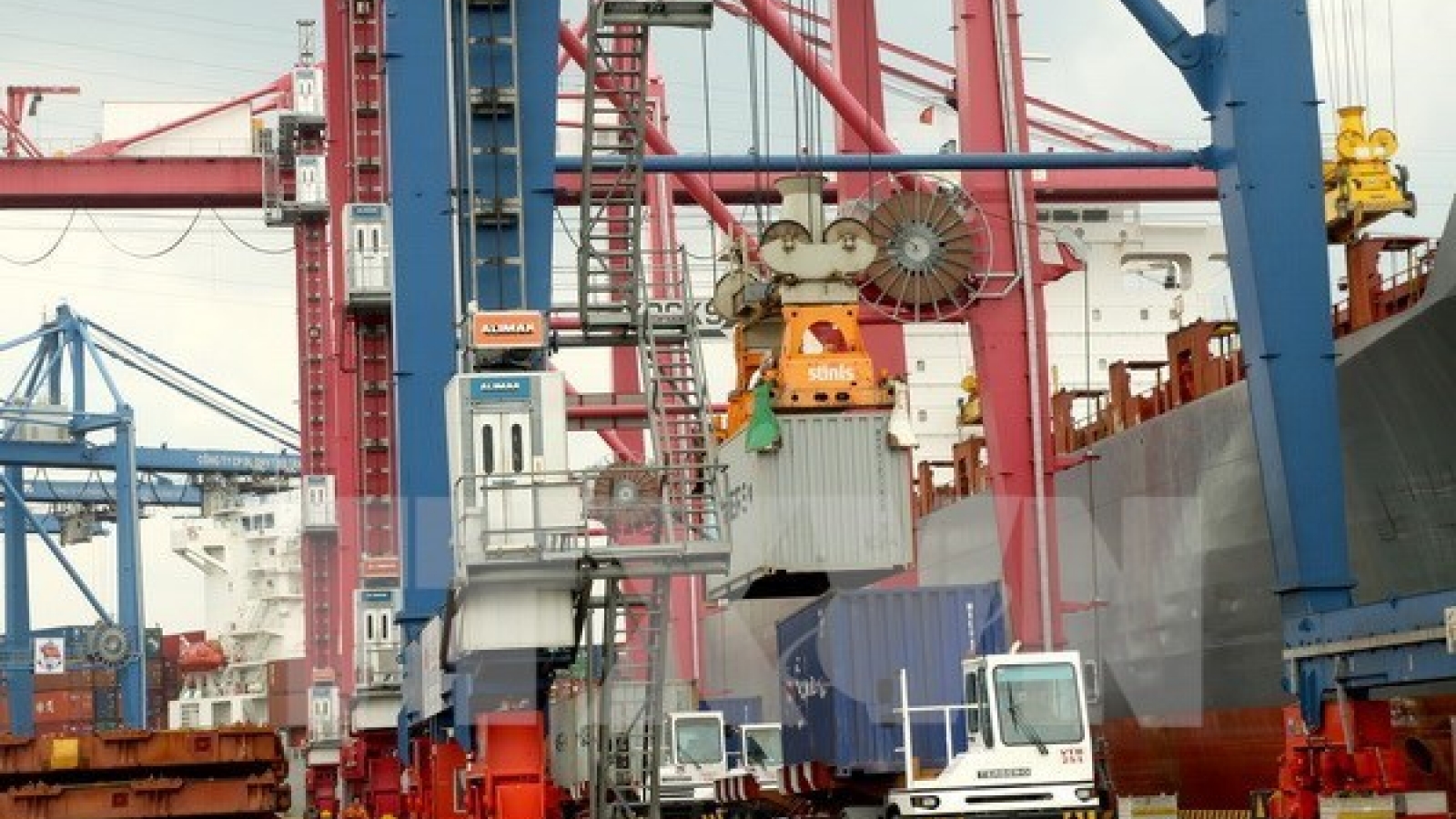 Vietnam to become China’s biggest ASEAN trader in 2016: counsellor