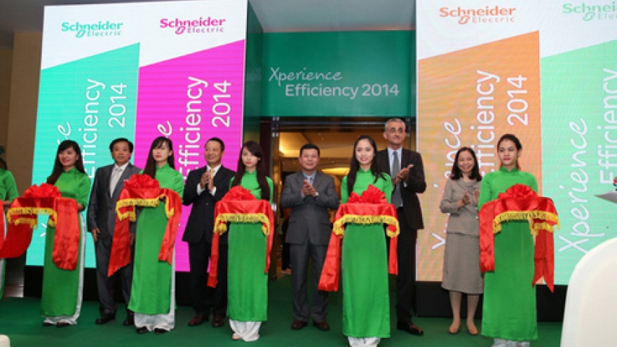 Hanoi hosts energy efficiency exhibition