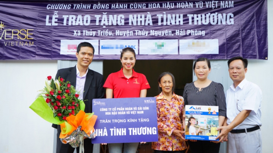 Pham Huong  provides needy in Hai Phong with homes