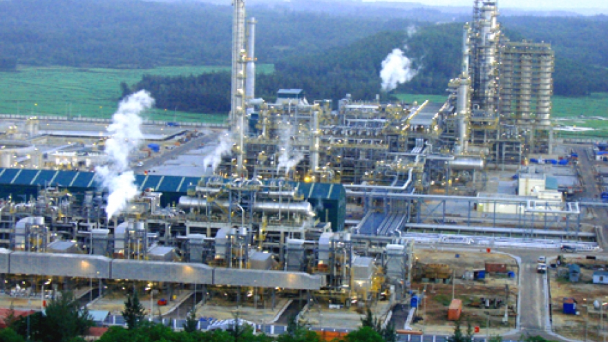
        PetroVietnam bio-fuel plant halted
                              