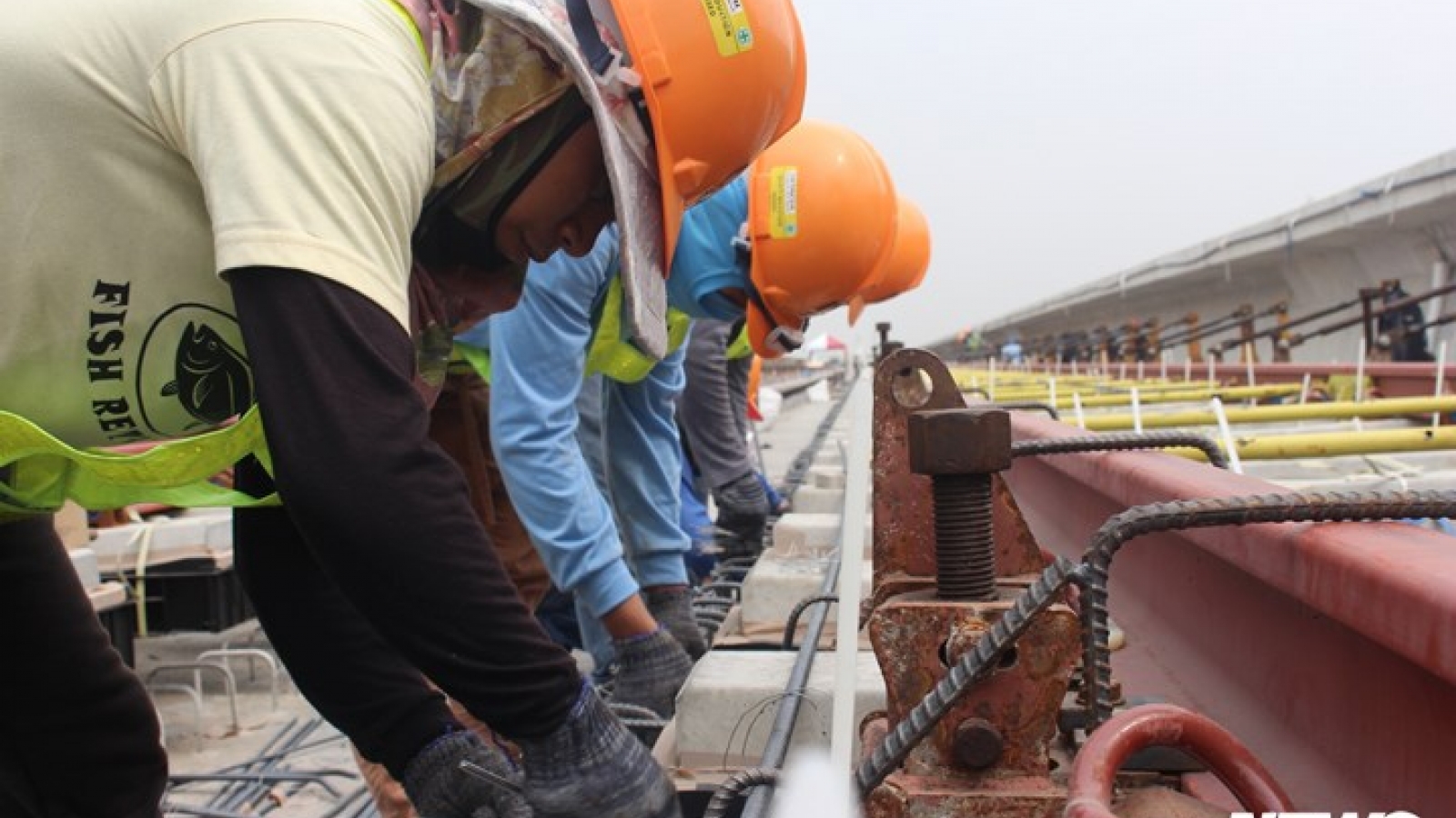 First 2km of Ben Thanh-Suoi Tien metro line No 1 installed