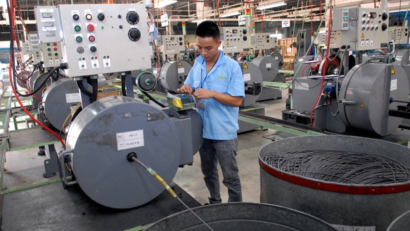 Vietnam, Japan discuss workers’ wages