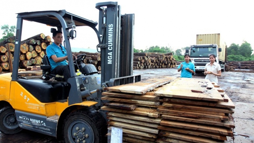 
        Timber exports to EU may hit US$1 billion
                              