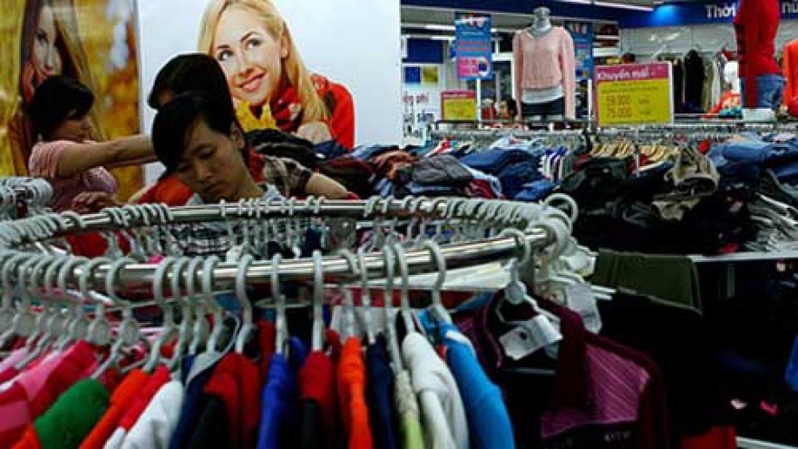 Supermarkets selling clothes