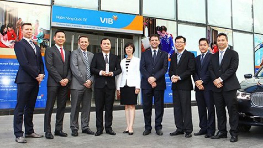 BMW, VIB sign strategic agreement