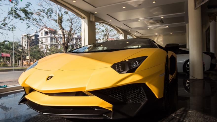 Lamborghini Aventador SV spotted in Hanoi