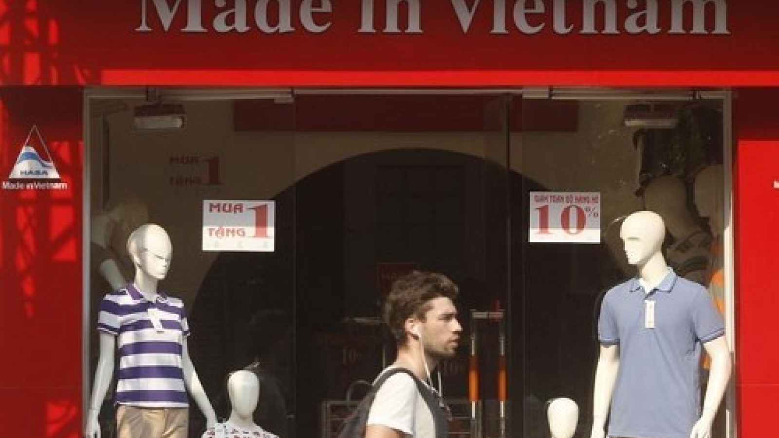 Vietnam says economy will still thrive even if TPP tanks
