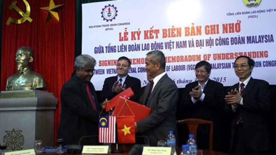 
        Malaysia, Vietnam strengthen migrant worker protection
                              