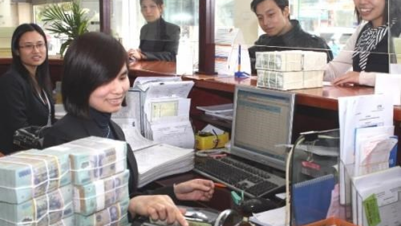 Banking sector set to keep bad debt below 3 pct