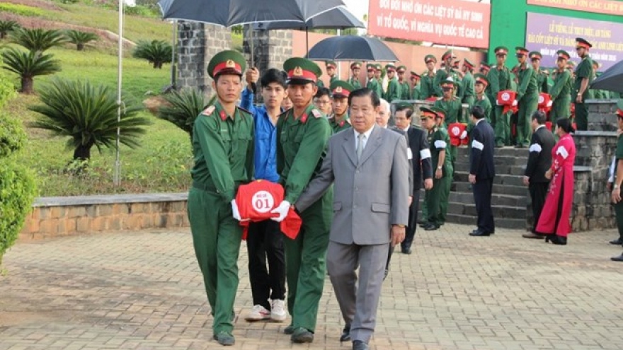 Binh Phuoc: Vietnamese volunteer soldiers’ remains reburied