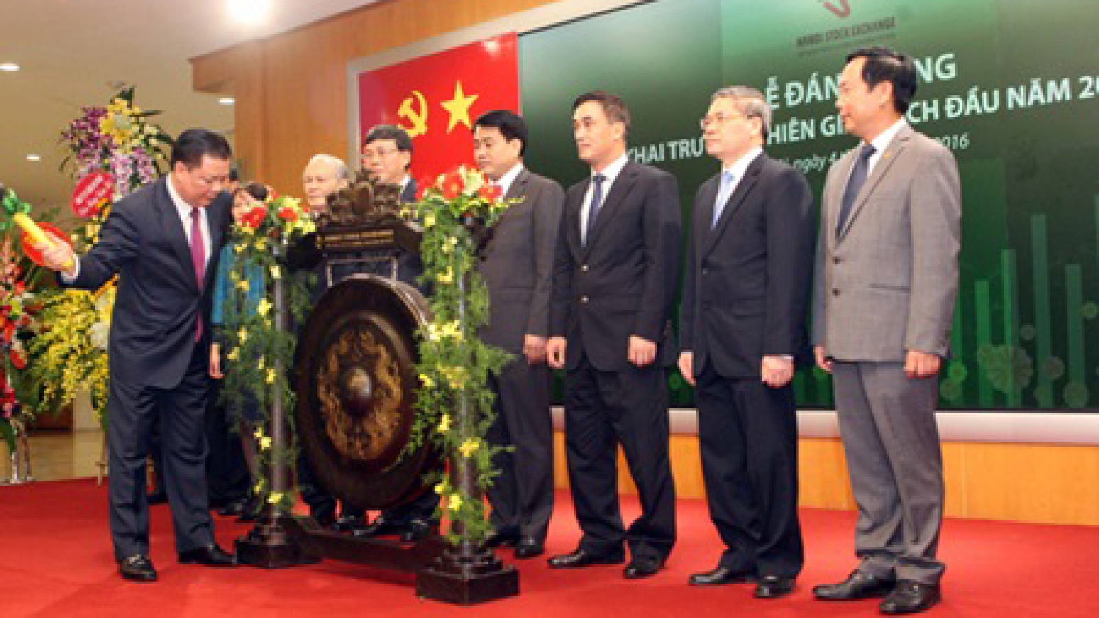 Local market attracts foreign capital