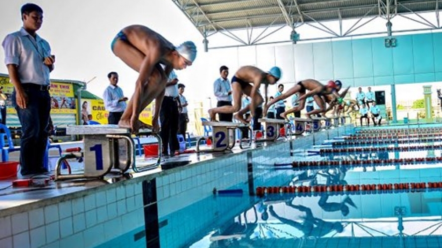 Swimmers hope to make big splash at national champs