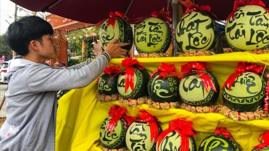 Carved watermelon a big earner ahead of Tet