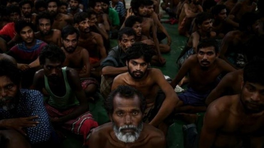 UNHCR helps safe return of Myanmar refugees in Thailand