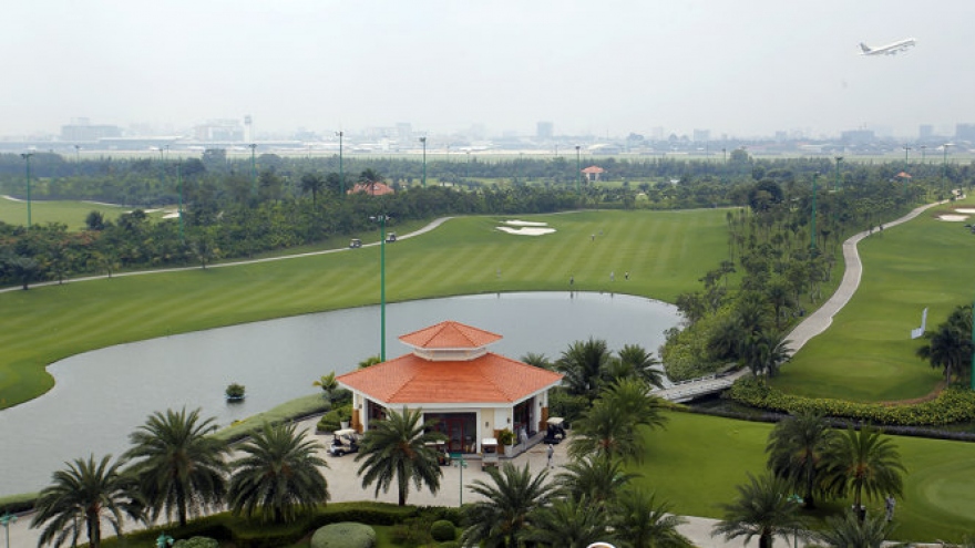 Firm willing to pull golf course to facilitate Tan Son Nhat expansion