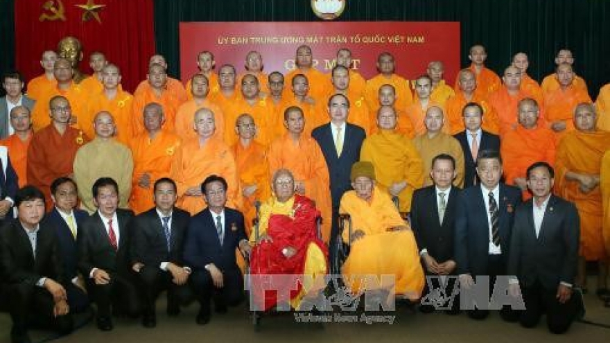 Vietnamese pagodas in Thailand help connect two cultures