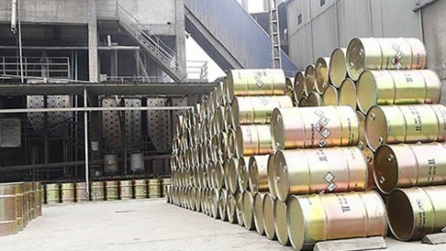 Chemical firm to issue bonds and shares for MA