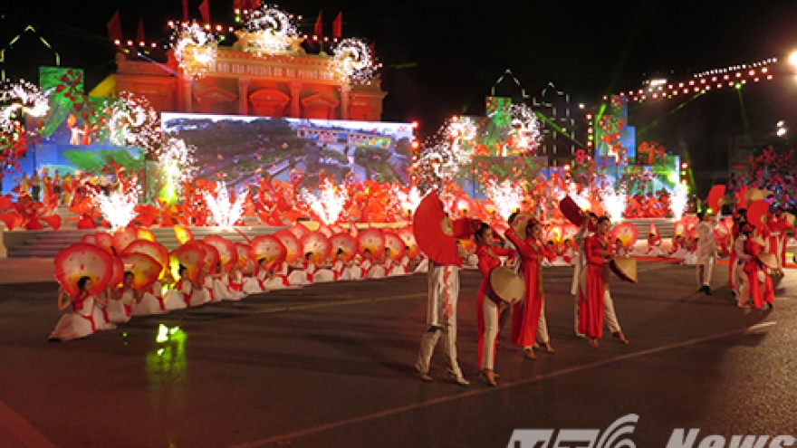 Red Flamboyant Festival 2016 opens in Hai Phong 