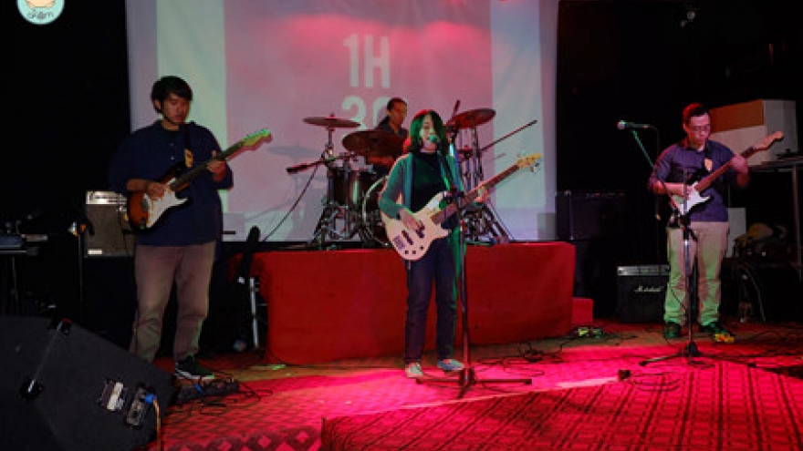 “One and a half hours” concert