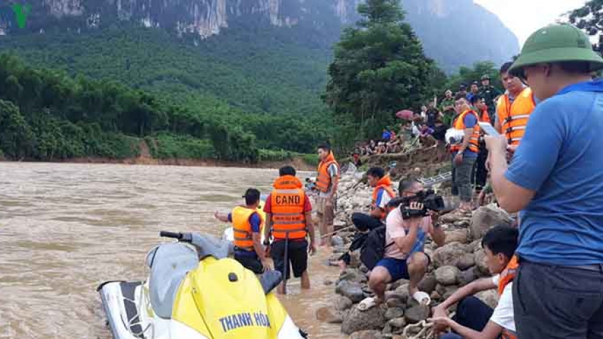 Thanh Hoa intensifies search for missing victims