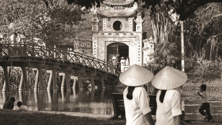 Hanoi subsidy period through the lens of UK diplomat 