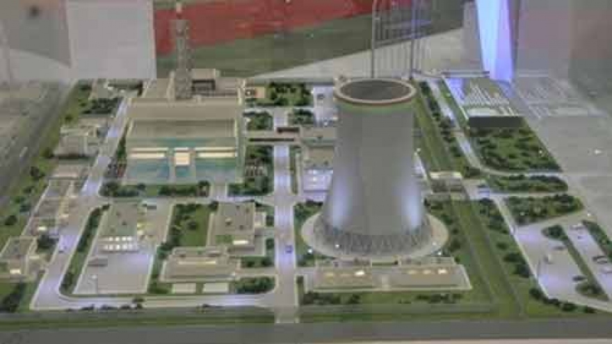 
        EVN, agencies to work together on power plants
                              