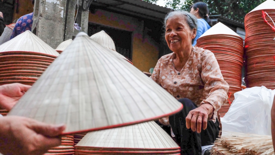 Conical hat market - unique culture in Vietnam’s villages