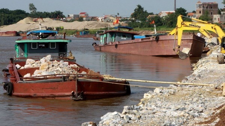 Hanoi reports many violations of Dyke Law