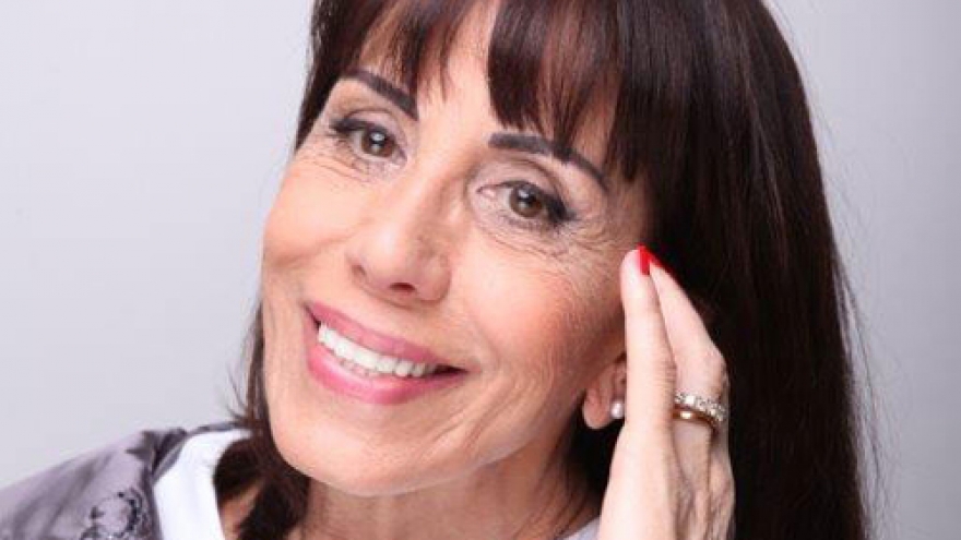 World-famous astrologer Anne Chamfort visits Vietnam