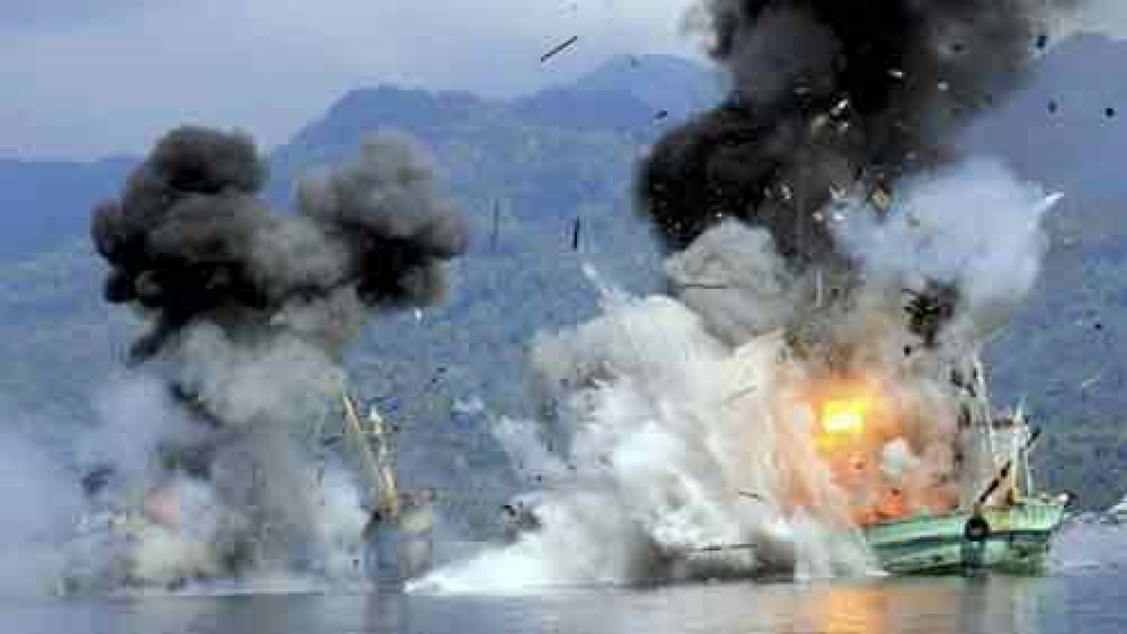 Indonesia sinks illegal fishing foreign vessels
