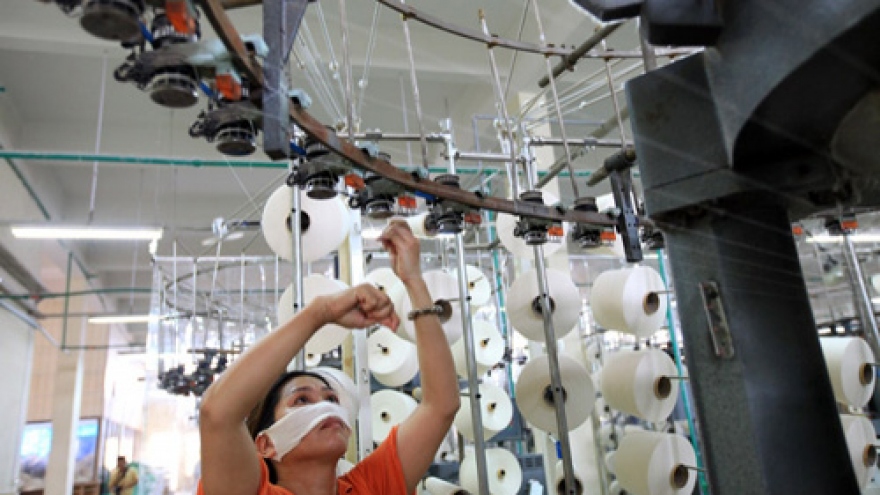 
        86% of textile workers at risk from automation
                              