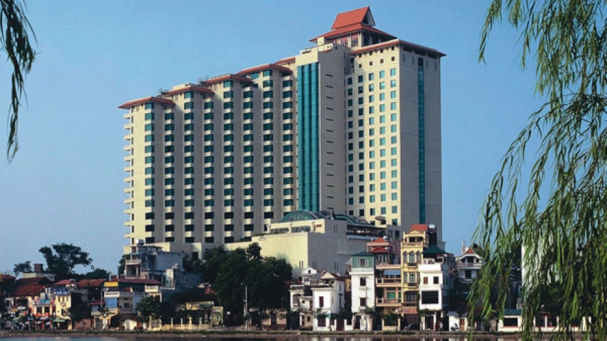 A series of 5-star hotels change hands