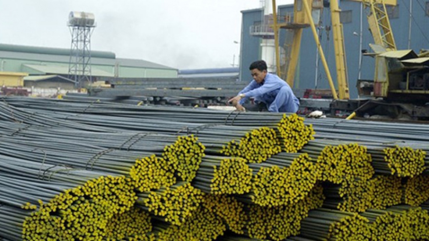Steel industry development strategy seen as problematic