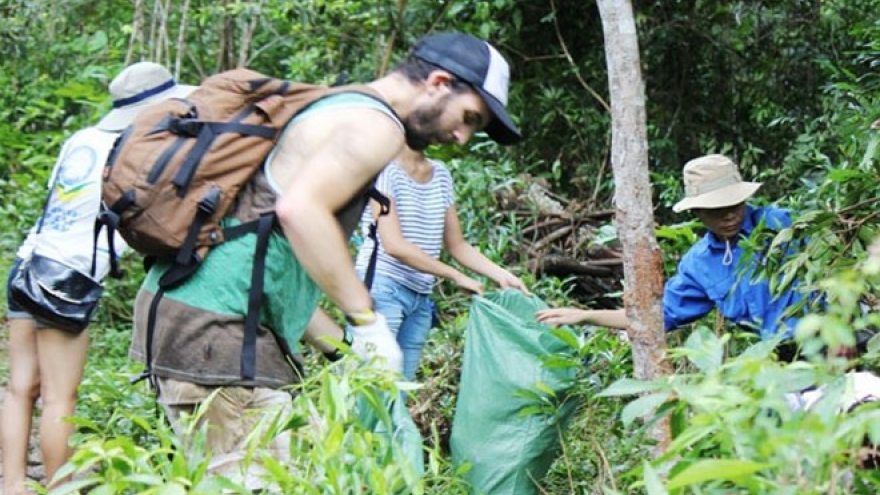 Tourism with charitable activities promotes good lifestyles