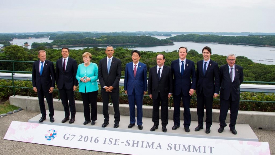 
        G7 summit addresses new challenges
                              