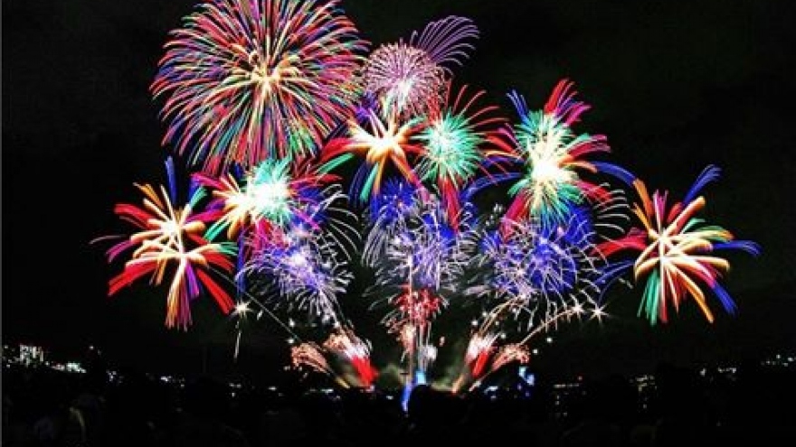 HCM City to display fireworks on Reunification Day