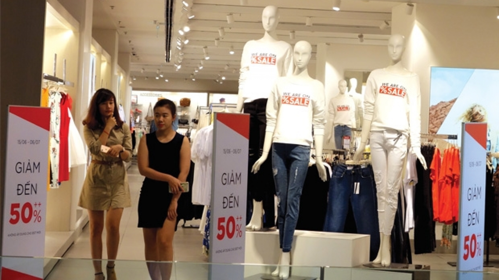 Garment manufacturers feel pressure from foreign fashion brands