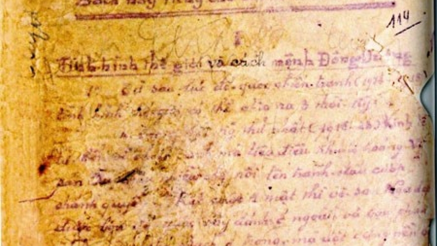 First print of “Duong Kach Menh” introduced to public